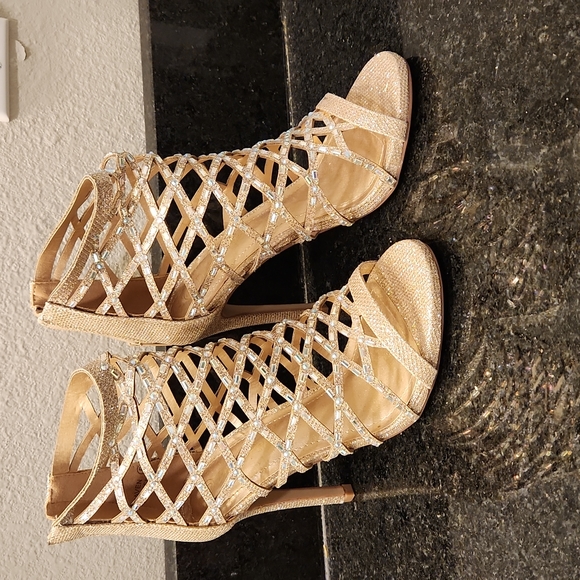 Dream Pairs - Picture 2 of 2